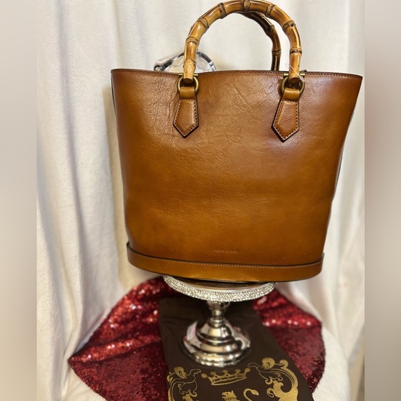❤️NWT-PRATESI, Made In Italy Genuine Leather 3 Compartment Bamboo Handle Tote❤️ - Picture 6 of 16
